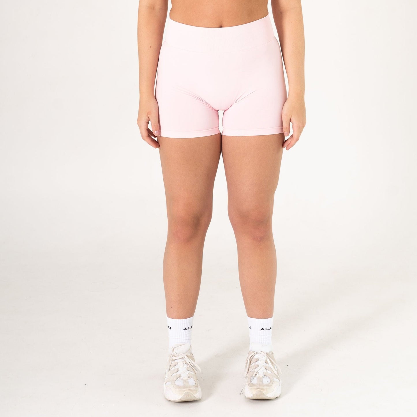 ESSENTIAL SHORTS