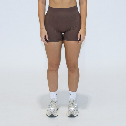 ESSENTIAL SHORTS